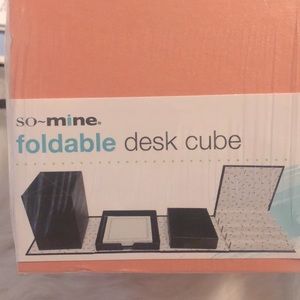 Foldable Desk Cube